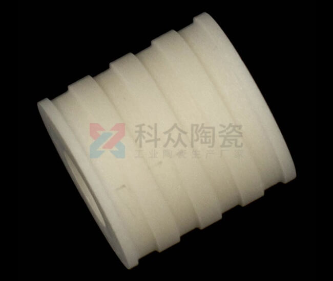 氧化鋁陶瓷結(jié)構(gòu)件有些什么性能優(yōu)點及用途呢？（圖）