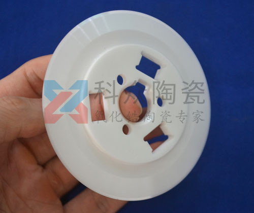 陶瓷刀具的優(yōu)缺點有哪些，我們應注意什么？（