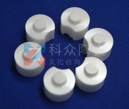 怎樣選擇高質(zhì)量的氧化鋯陶瓷球？